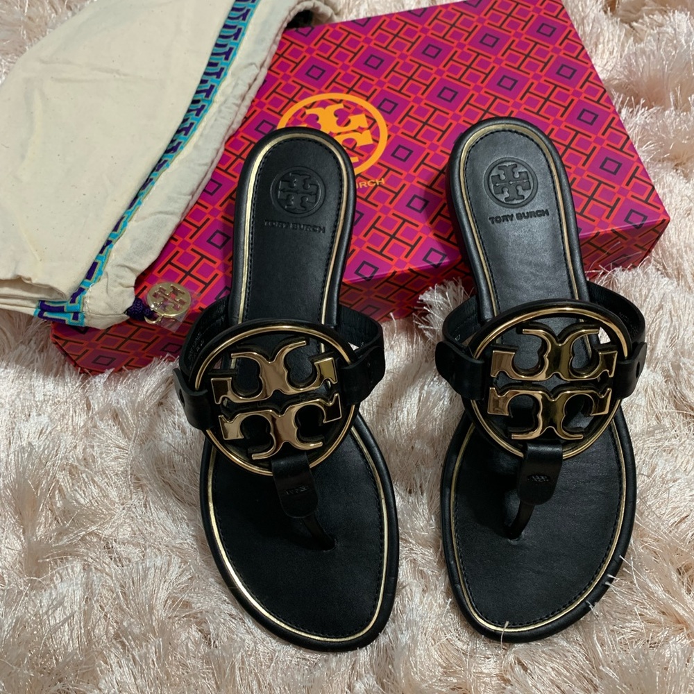 Tory Burch *NEW* perfect Miller calf leather * perfect black with gold * sz 6